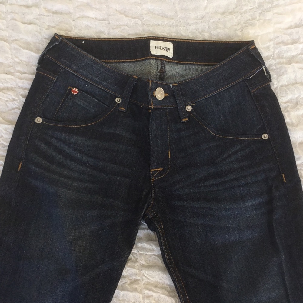 Hudson Bacara Cropped Straight Cuffed Jean